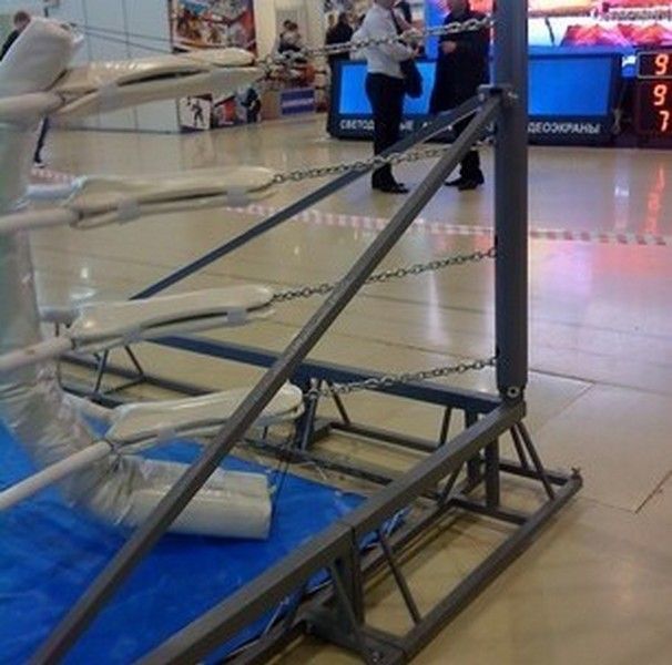Ринг боксёрский рамный Боевая зона 4х4 м, монтажная площадка 5,6х5,6 м  Pioner A12556