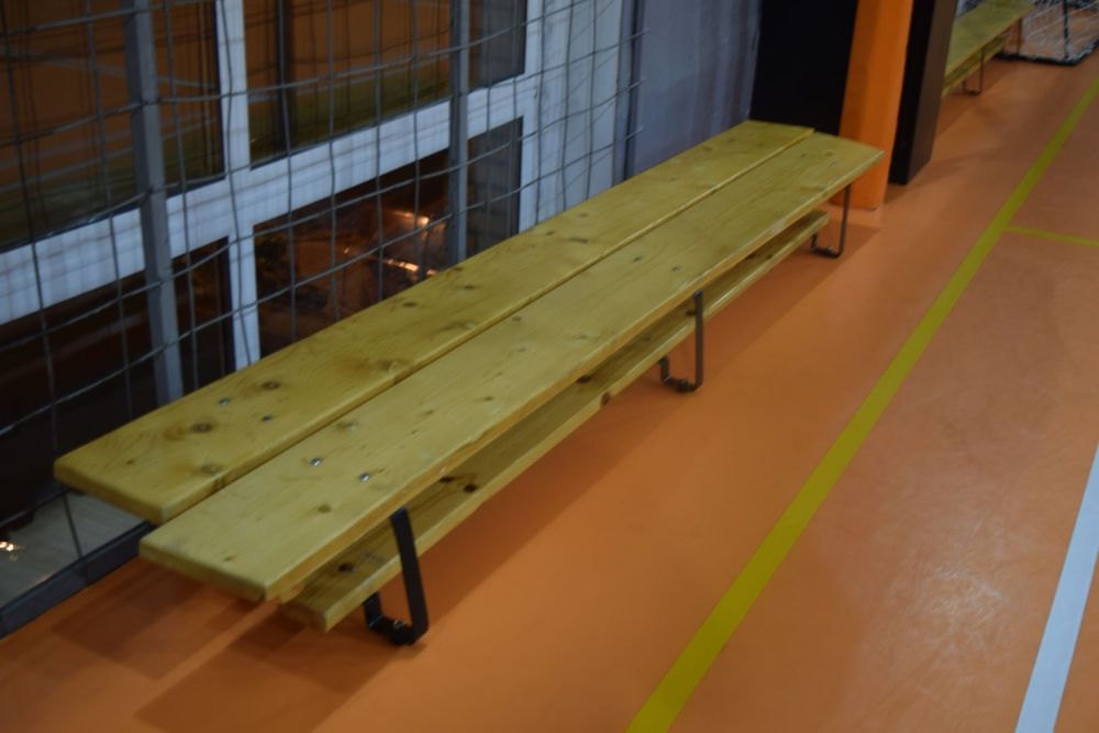 Скамейка гимнастическая с металлическими ножками  Длина 250см Pioner A13683